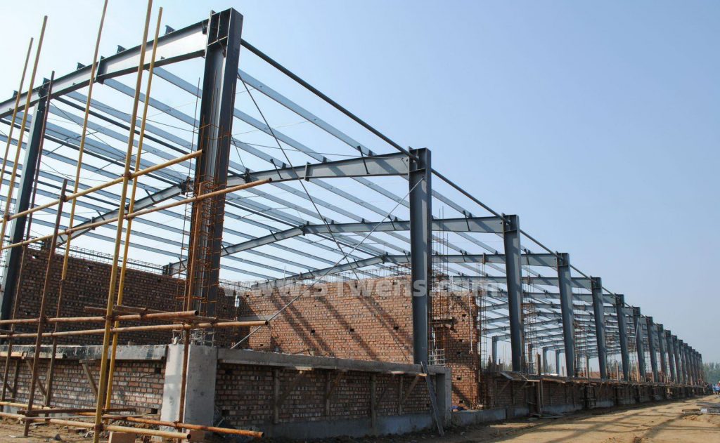 钢结构厂房建设的基础问题——钢柱怎么安装？