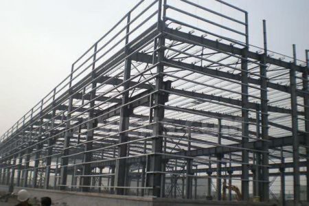 保障四川钢结构工程安全，钢结构厂家施工时必须注意10大问题