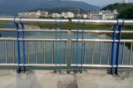 成都路桥栏杆加工厂家，自有加工厂定制生产价格优惠