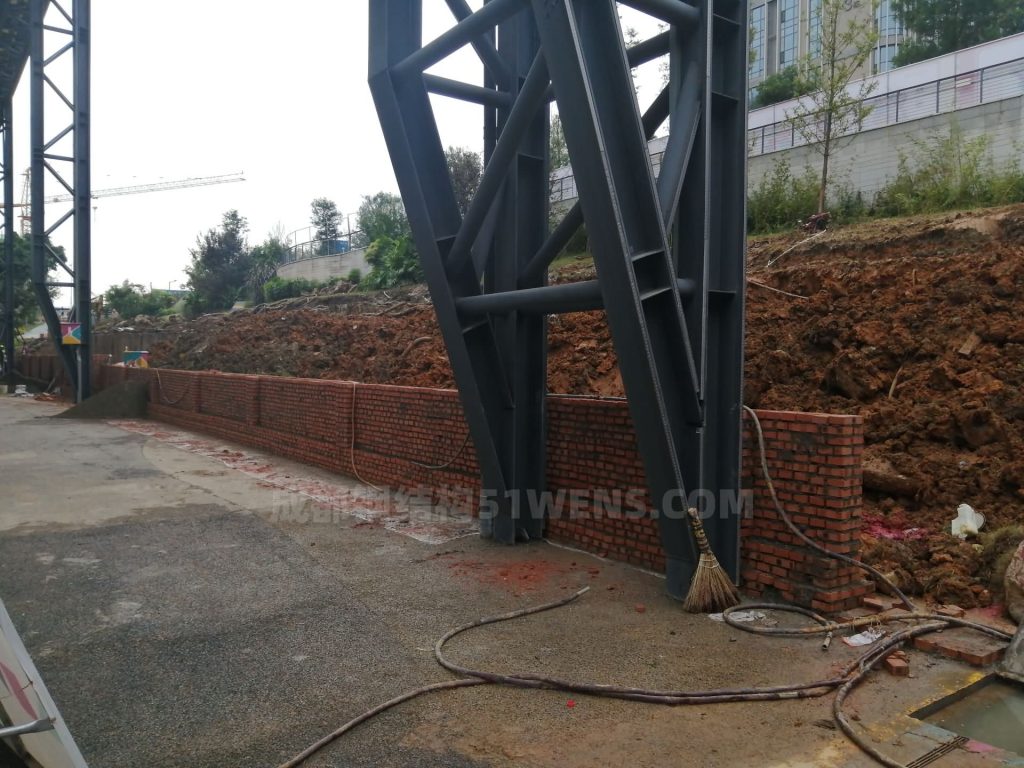 做工程？了解更多成都钢结构工程施工安装中的部分问题及解决方法