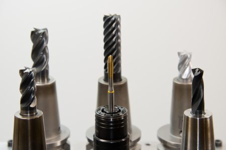 How to Choose the Right Cutting Tool Manufacturer: A Systematic Approach